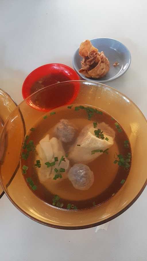 Semanggi Dempo (Bakso Bakwan) 9