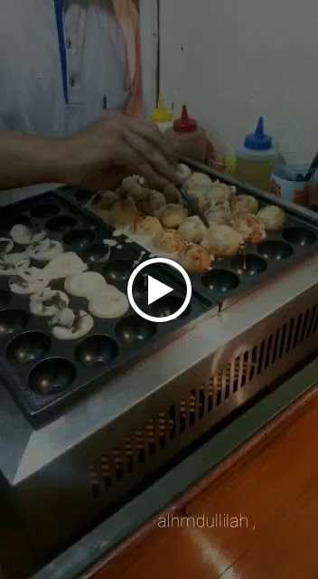 Takoyaki Oishii Yujin Surabaya 1