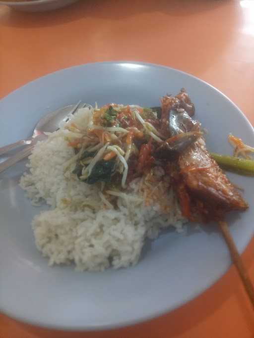 Warung Makan Tegal Aero 1