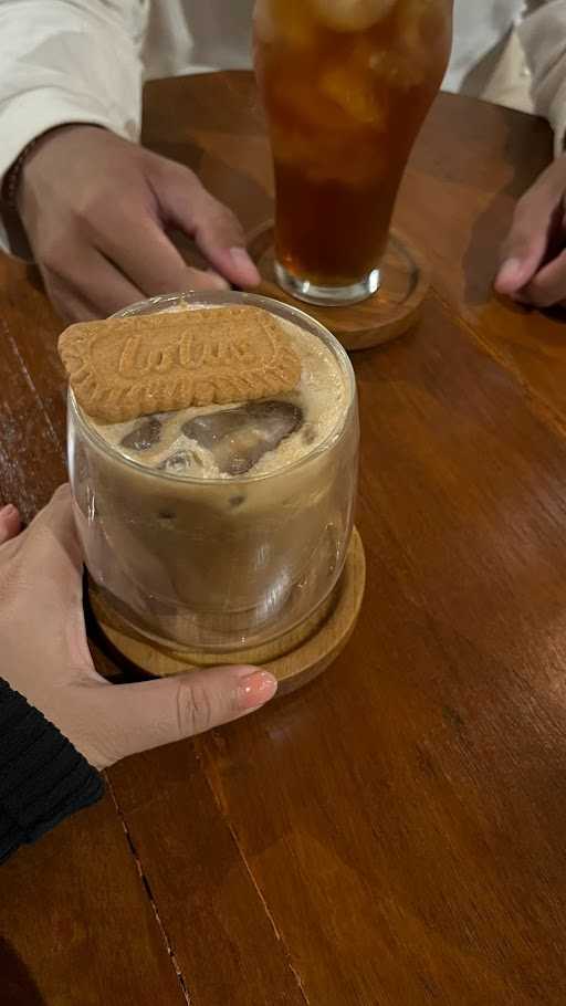 Kedai Kopi Nau Penarukan 5