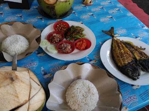 Lesehan Ikan Bakar Bokir 3