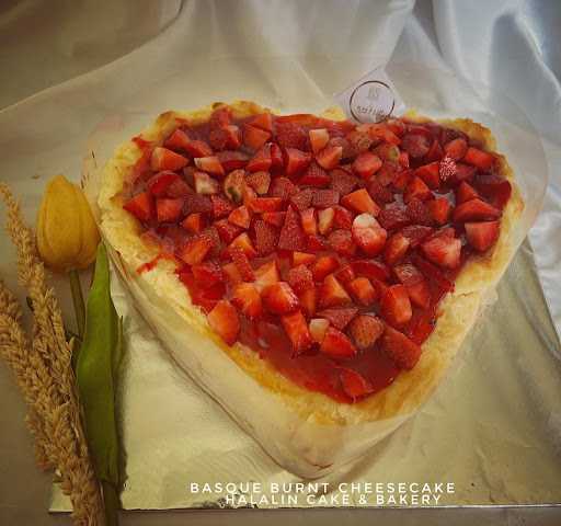 Halalin Cake & Bakery Pengasinan 1