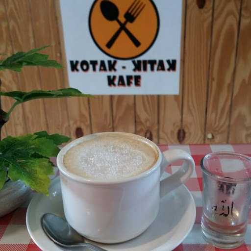 Kotak Katik Kafe 1