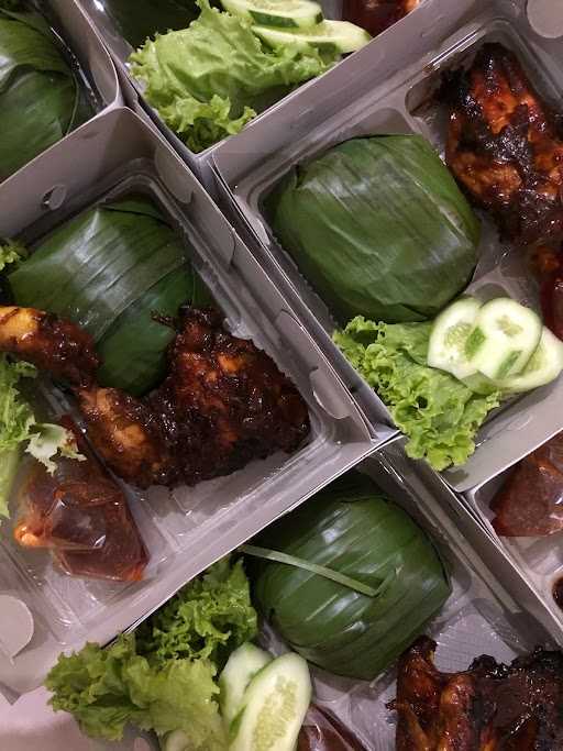 Ayam Bakar Bang Joel, Bedahan 1