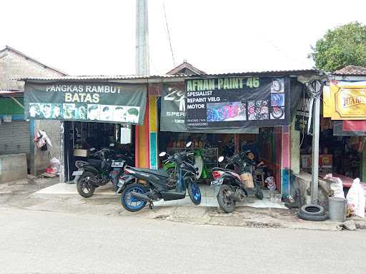 Burger Dan Sosis Bakar Tifanka 10