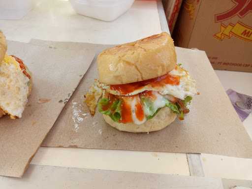 Burger Dan Sosis Bakar Tifanka 6