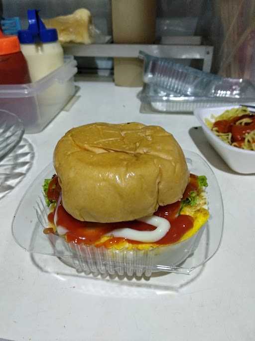 Burger Dan Sosis Bakar Tifanka 5