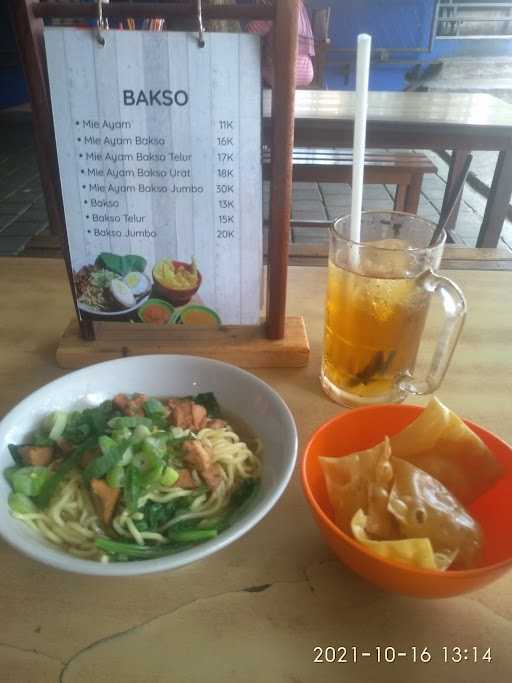 Mie Ayam Bakso Wonogiri 2