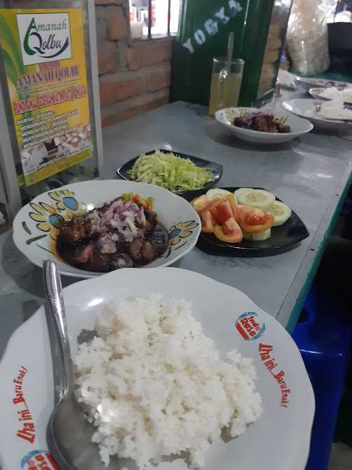 Sate Tongseng Tohari 1