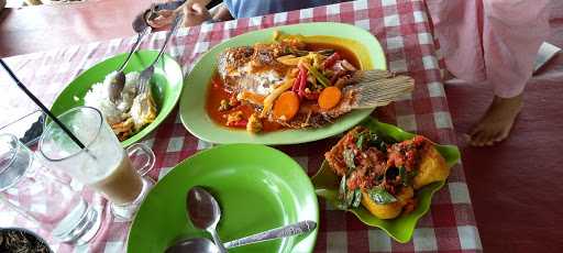 Saung Emak 7