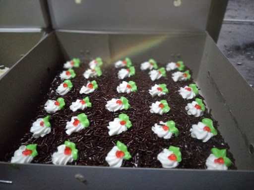 Bilqis Cake'S 3