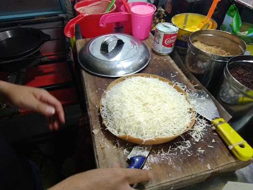 Yang Xo' Kue Bandung & Martabak 10