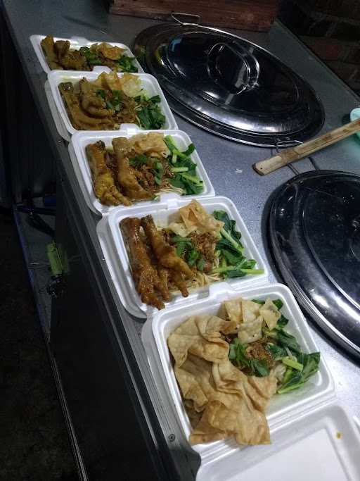 Bakso & Mie Ayam Zavvais 5