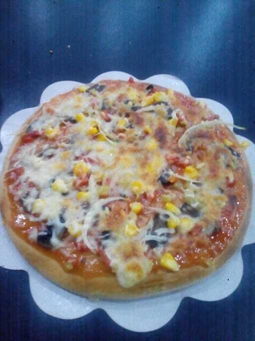 Bakso Tenis Pak Dayat/ La Pizza 4