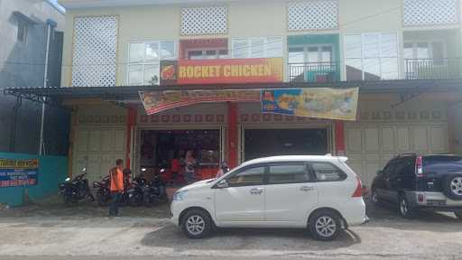 Rocket Chicken Pucang 8