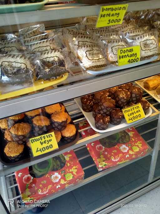 Azizah Roti & Donat 8