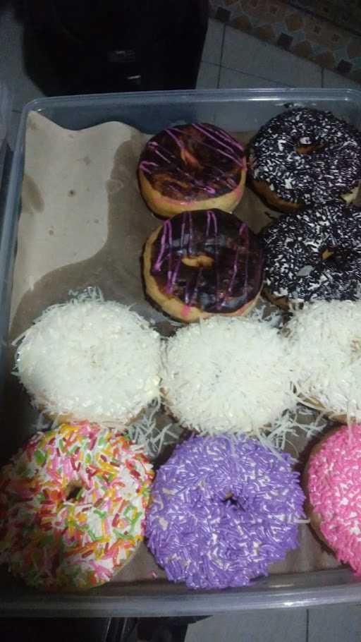 Caca Donuts 5