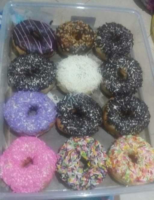 Caca Donuts 4