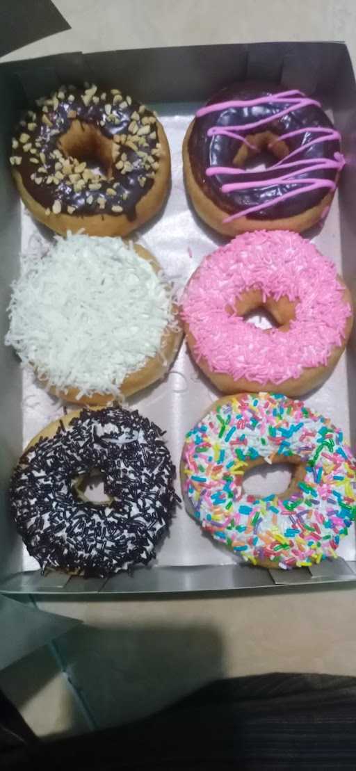 Caca Donuts 10