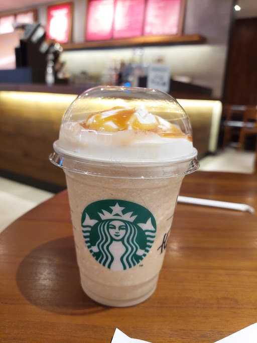 Starbucks - Bandara Juanda T1 10