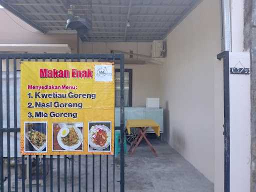 Makan Enak 4