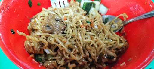 Depot Mie Bandung & Chinese Food(Sedati) 2