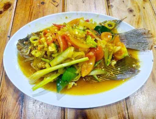 Kremezz Sambel Ijo & Seafood 6