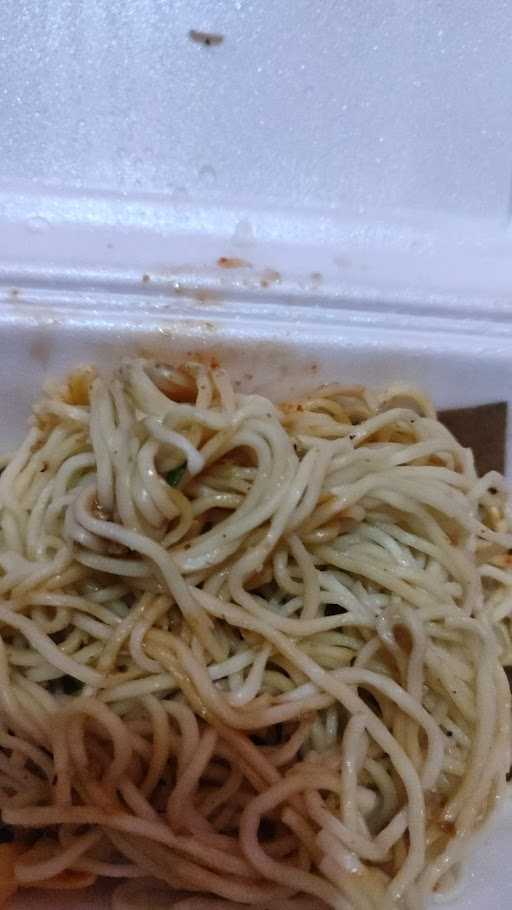 Mie Pangsit Gajah Mada Juanda 9