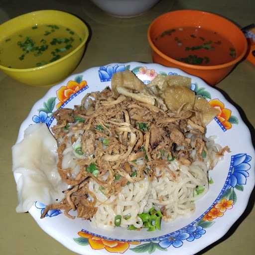 Mie Pangsit Kharisma 2