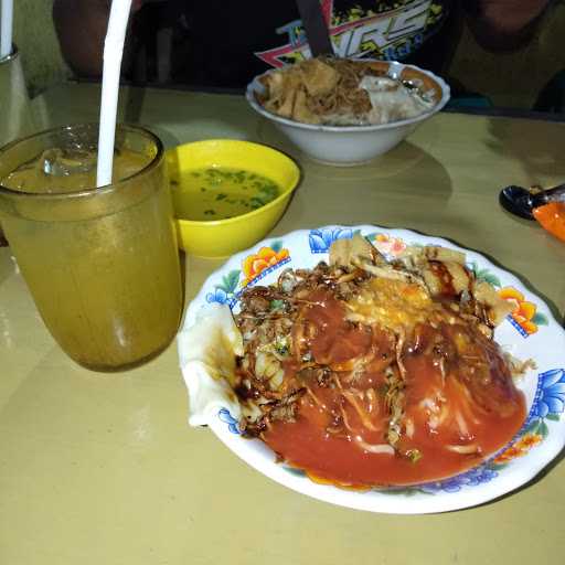 Mie Pangsit Kharisma 1