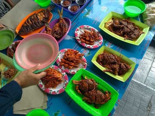 Warung Ikan Bakar Arfin Jaya 3