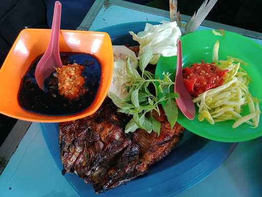 Warung Ikan Bakar Bu Umi 2