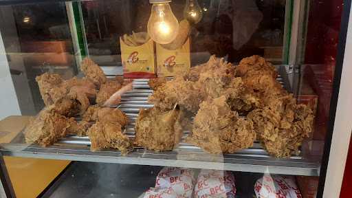 Yasaka Fried Chicken Pabean Sedati 1