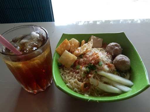 Bakso & Mie Ayam Bukit Kemuning 4