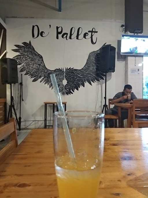 De' Pallet Foodcourt 7