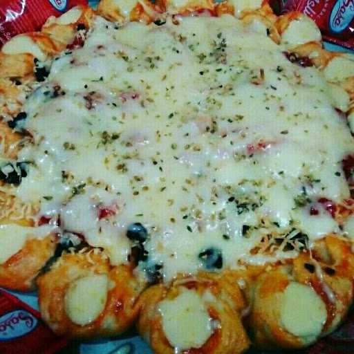 Madina Pizza Batam 3