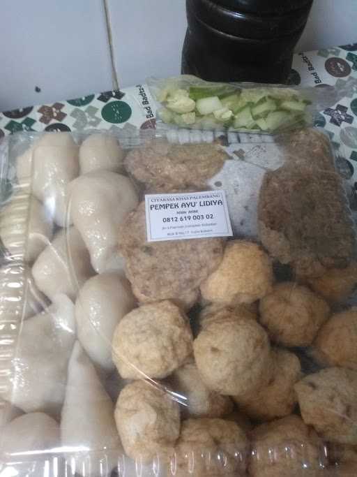 Pempek Ayu' Lidiya 8