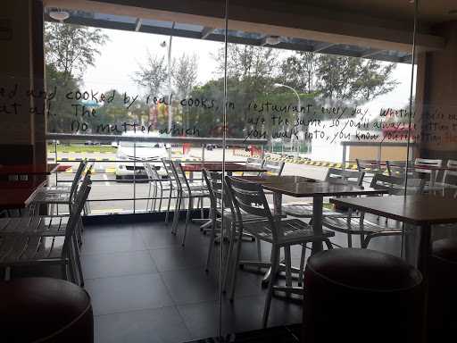 KFC - Tiban Batam 8