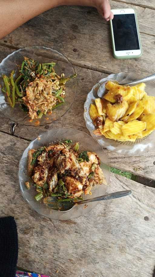 Warung Kangkung Mbok Dayu 1