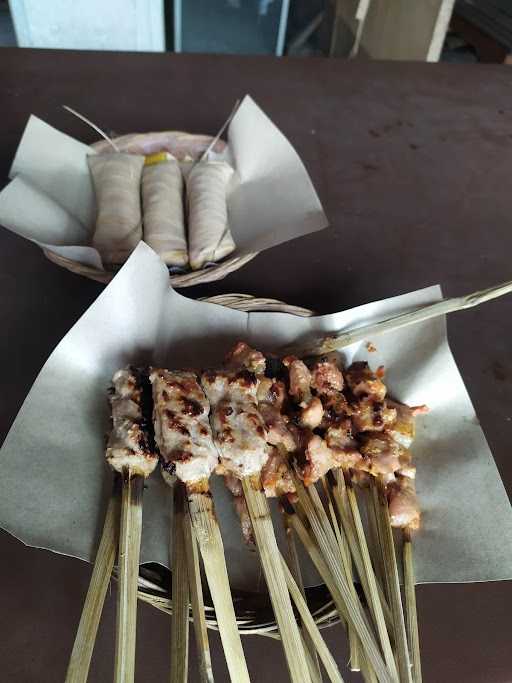 Warung Sate Babi 1