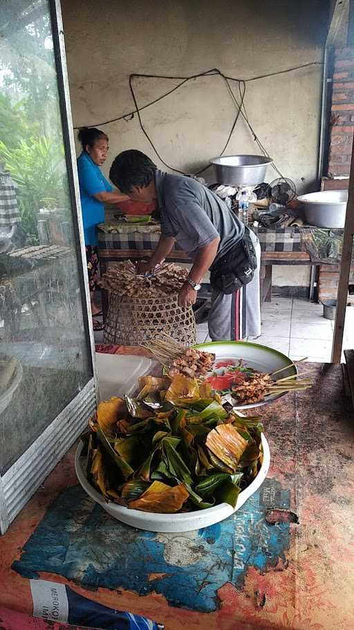 Warung Sate Babi 4