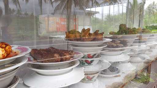 Rumah Makan Muslim 6