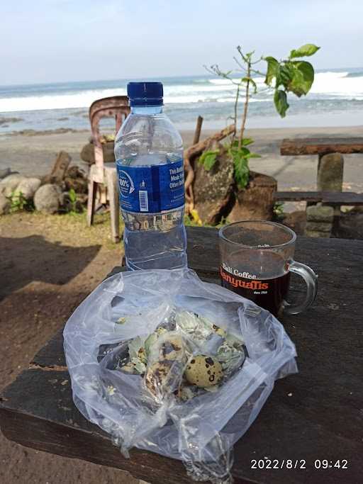 Warung Tepi Pantai Rest Area 6