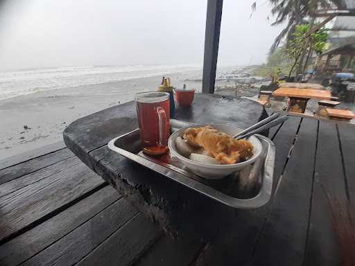 Warung Tepi Pantai Rest Area 10