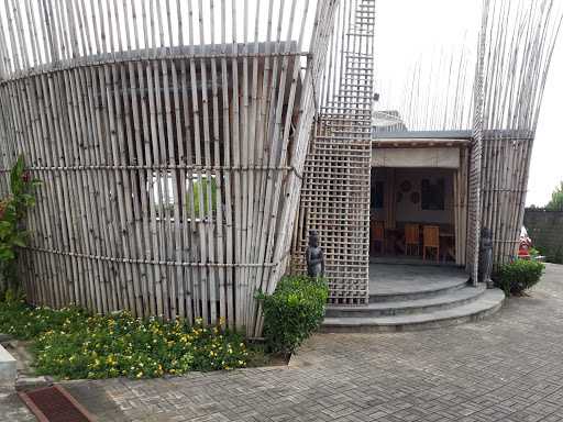 Sawah Restaurant 3