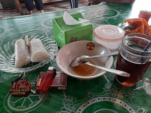 Bakso & Mie Ayam Mangewu 7