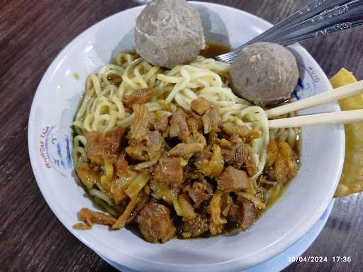 Bakso Raksasa 4