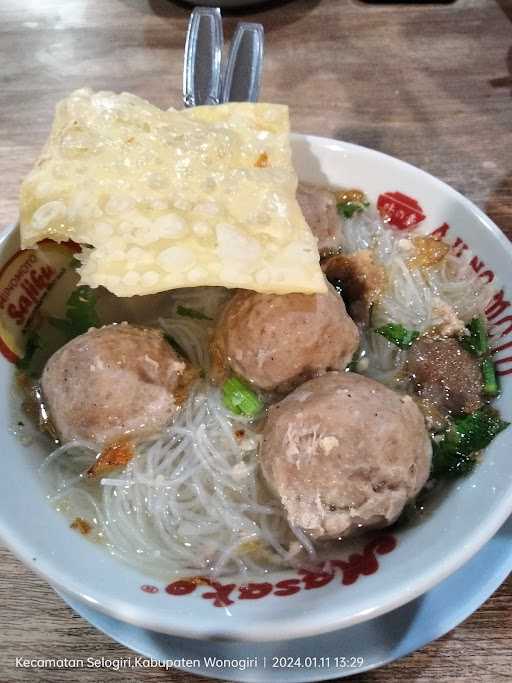 Bakso Raksasa 8