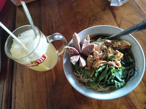 Megaria Bakso & Mie Ayam 4