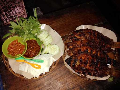 Nila Bakar Mas Pangkir 3